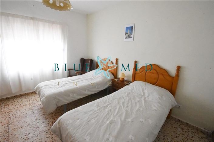 Image No.17-3 Bed House for sale