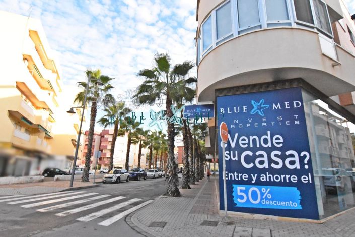 Image No.26-3 Bed Villa for sale