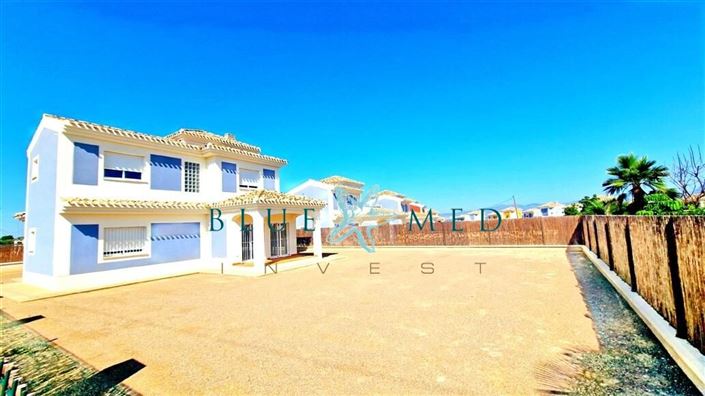 Image No.30-3 Bed Villa for sale