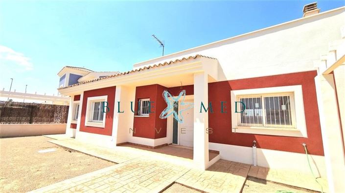 Image No.13-3 Bed Villa for sale