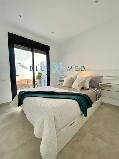 Image No.24-3 Bed Villa for sale