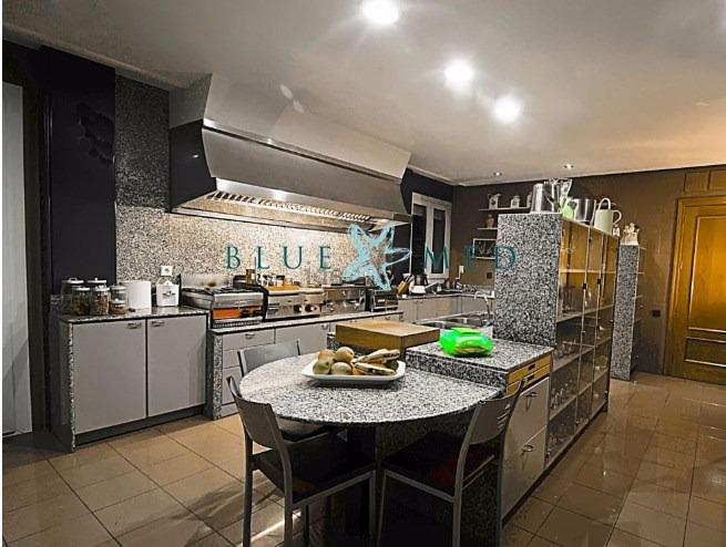 Image No.17-7 Bed Villa for sale