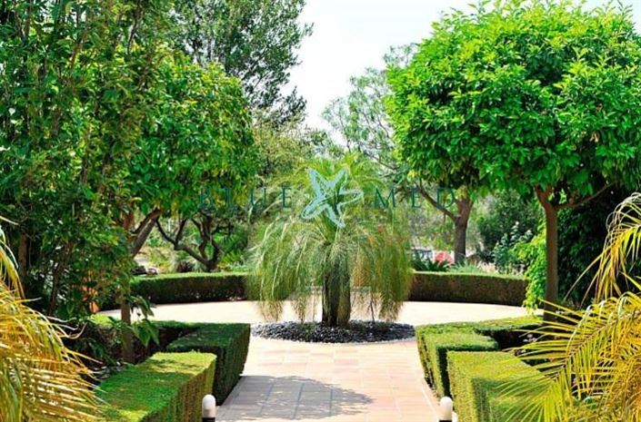 Image No.5-7 Bed Villa for sale