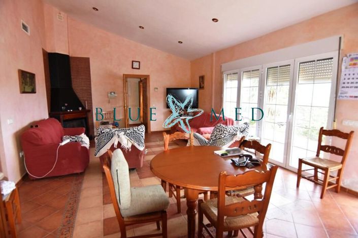 Image No.12-4 Bed Country House for sale