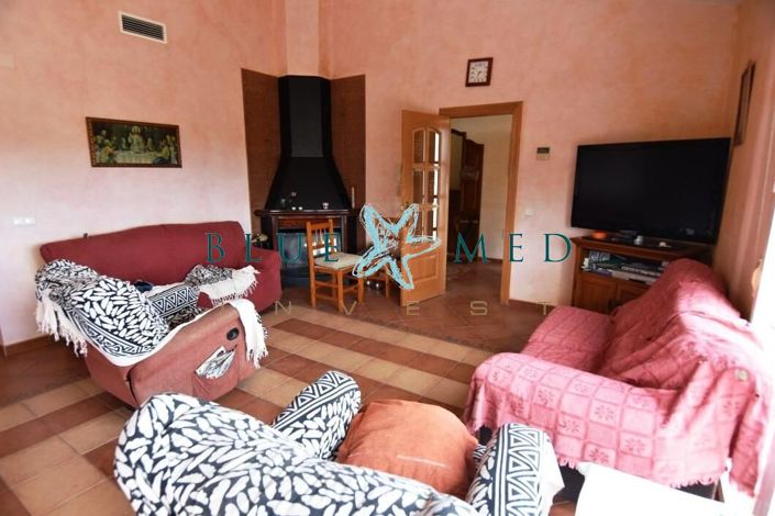 Image No.13-4 Bed Country House for sale