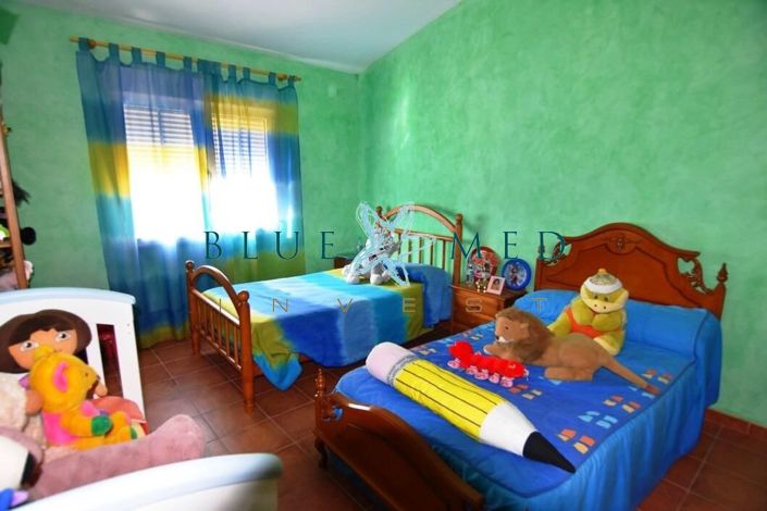 Image No.29-4 Bed Country House for sale