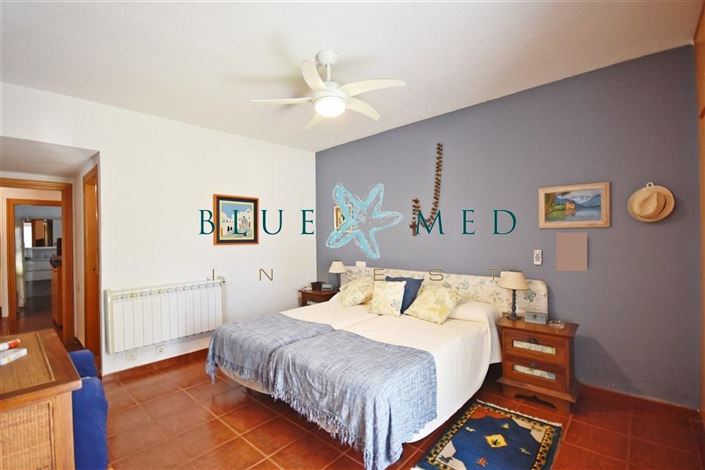 Image No.18-8 Bed Villa for sale