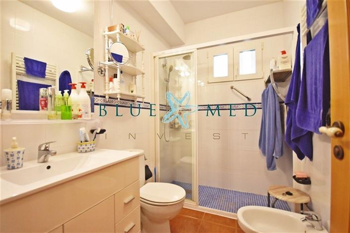 Image No.19-8 Bed Villa for sale