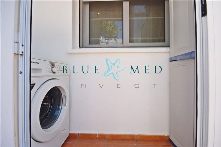 Image No.21-3 Bed Flat for sale