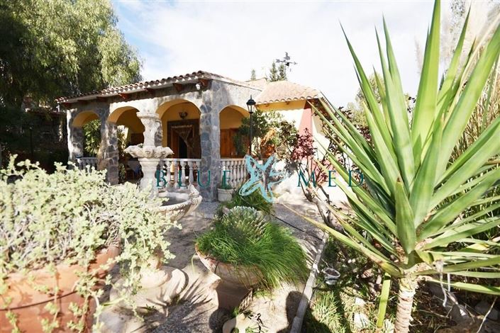 Image No.1-2 Bed Country House for sale