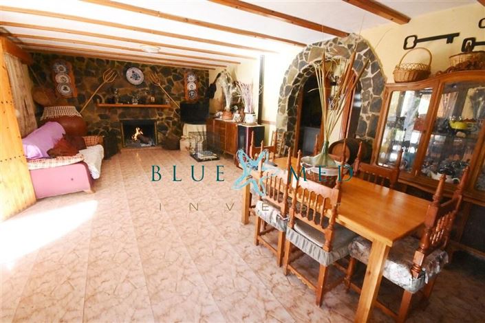 Image No.22-2 Bed Country House for sale