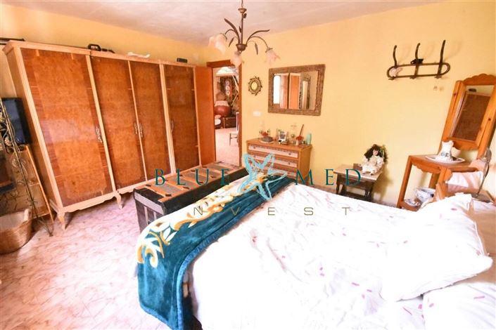 Image No.24-2 Bed Country House for sale