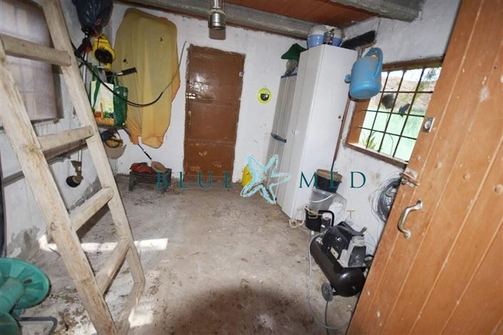 Image No.42-2 Bed Country House for sale