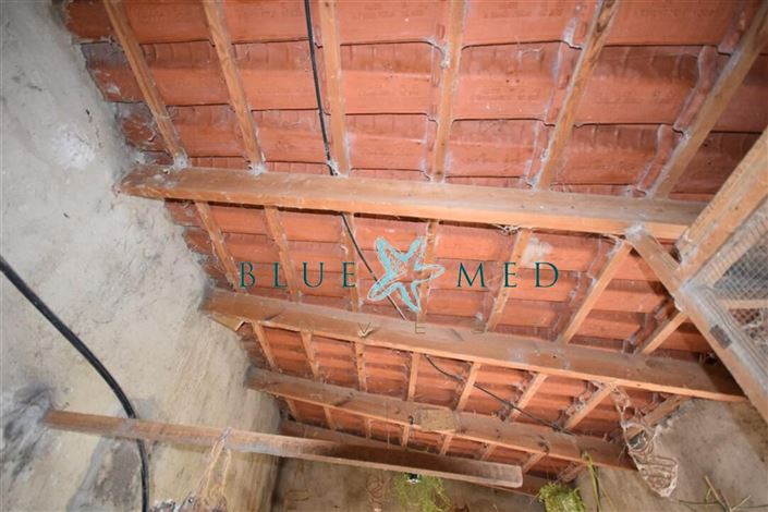 Image No.43-2 Bed Country House for sale