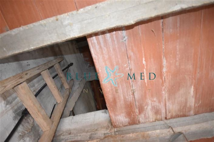 Image No.47-2 Bed Country House for sale