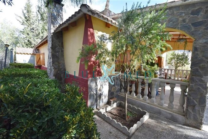 Image No.7-2 Bed Country House for sale