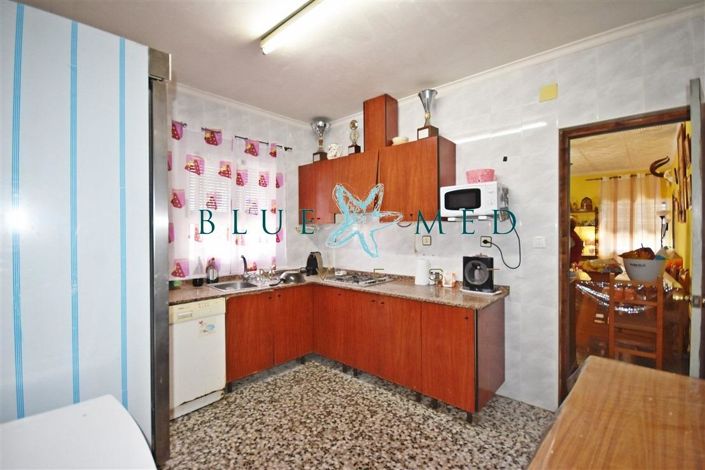 Image No.10-2 Bed Country House for sale