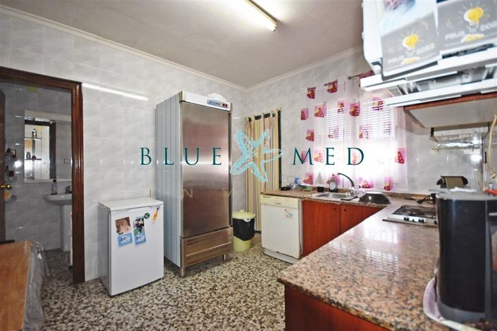 Image No.9-2 Bed Country House for sale