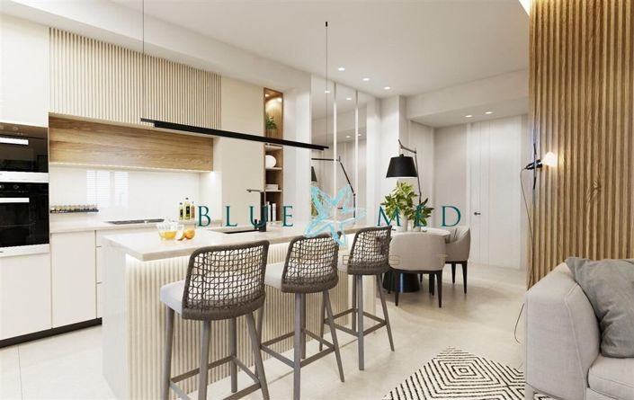 Image No.10-3 Bed Apartment for sale