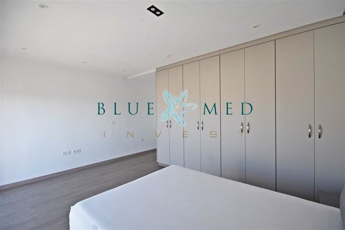 Image No.30-4 Bed Villa for sale