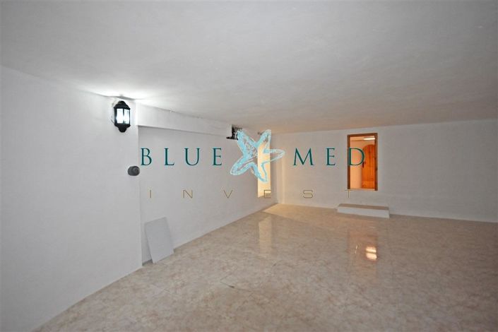 Image No.44-4 Bed Villa for sale