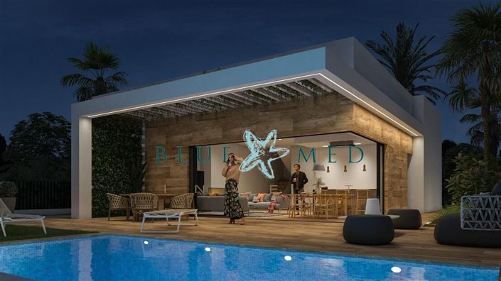 Image No.2-4 Bed Villa for sale