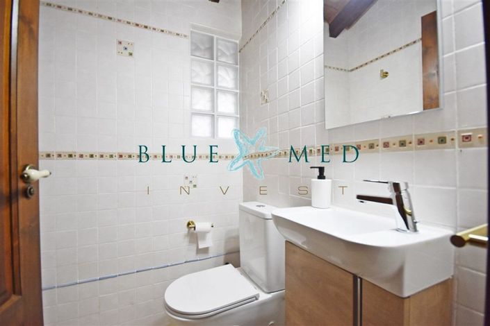 Image No.32-5 Bed Villa for sale