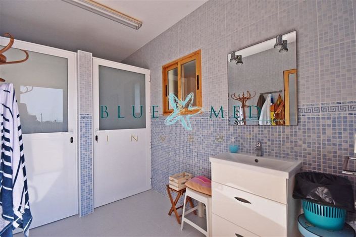 Image No.8-5 Bed Villa for sale