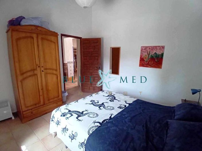 Image No.11-6 Bed Country House for sale