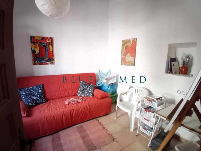 Image No.14-6 Bed Country House for sale