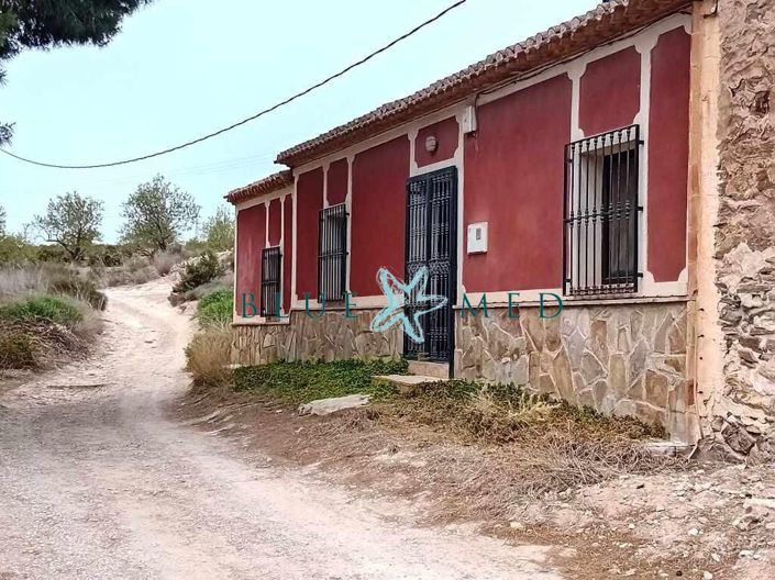 Image No.2-6 Bed Country House for sale