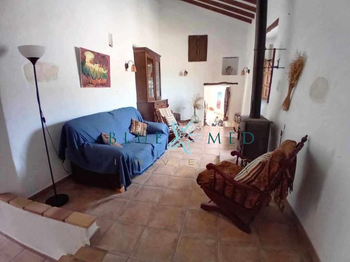 Image No.27-6 Bed Country House for sale