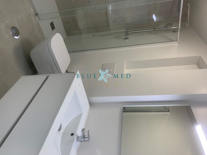 Image No.18-3 Bed Villa for sale