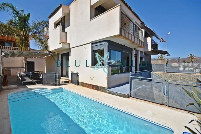 Image No.1-4 Bed Duplex for sale