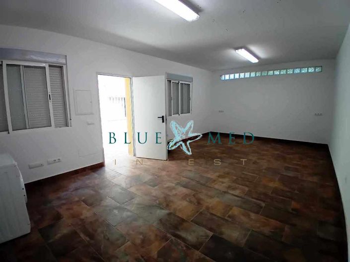 Image No.42-3 Bed Villa for sale