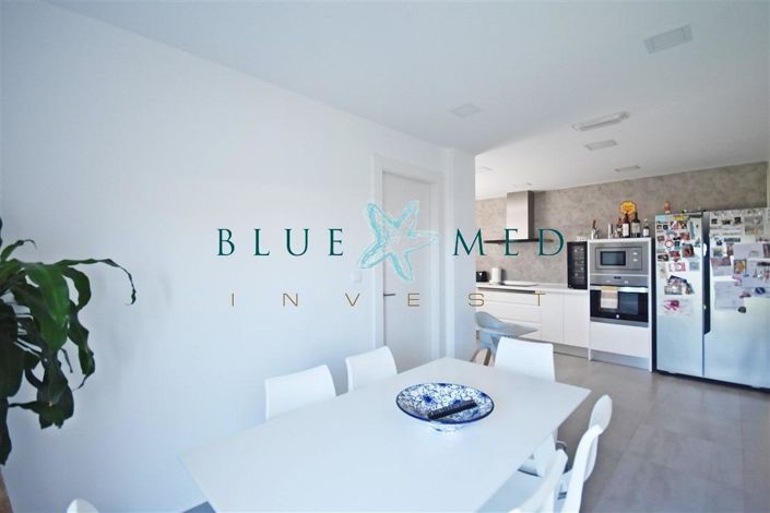 Image No.31-6 Bed Villa for sale