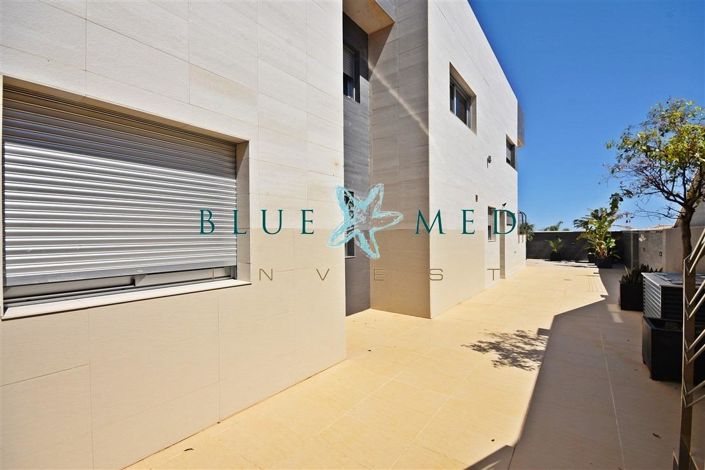 Image No.49-6 Bed Villa for sale