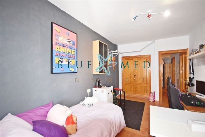 Image No.22-4 Bed Duplex for sale