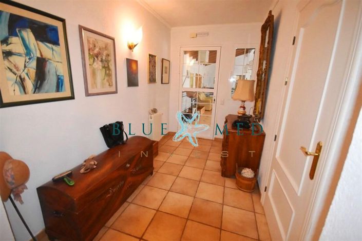 Image No.15-3 Bed Villa for sale