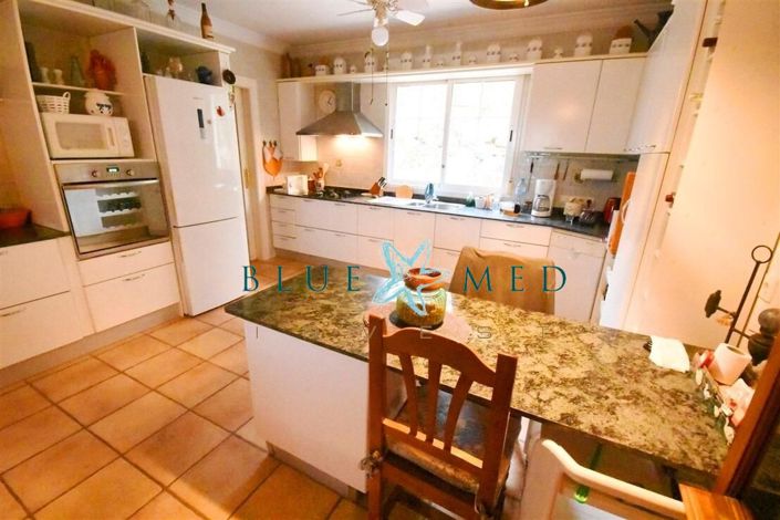 Image No.31-3 Bed Villa for sale