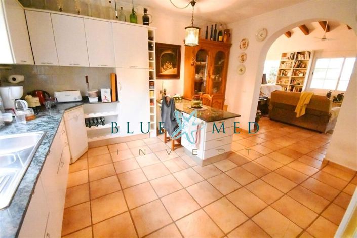 Image No.36-3 Bed Villa for sale