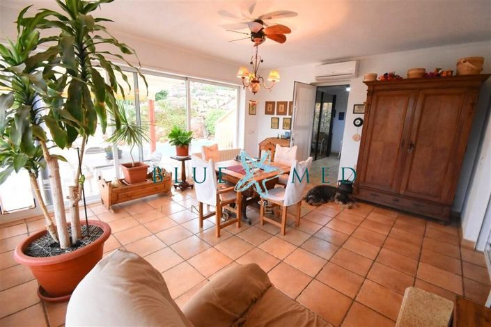 Image No.41-3 Bed Villa for sale