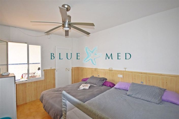 Image No.15-7 Bed Property for sale