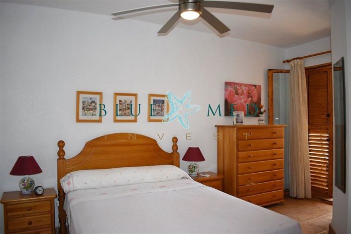 Image No.20-7 Bed Property for sale