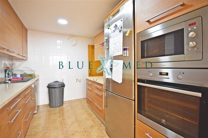 Image No.9-7 Bed Property for sale