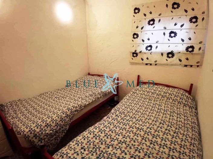 Image No.16-3 Bed Country House for sale