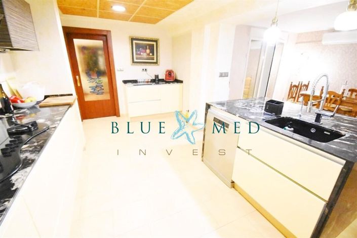 Image No.19-5 Bed Country House for sale