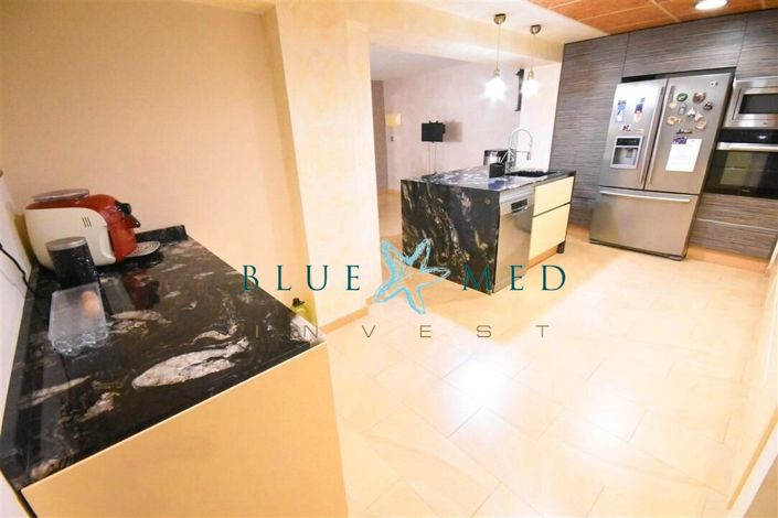 Image No.20-5 Bed Country House for sale