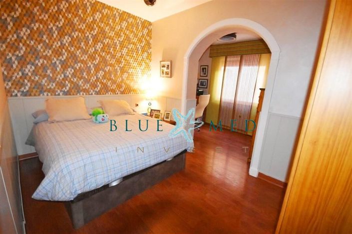 Image No.39-5 Bed Country House for sale