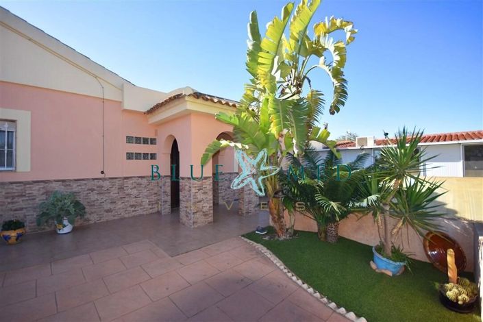 Image No.5-5 Bed Country House for sale